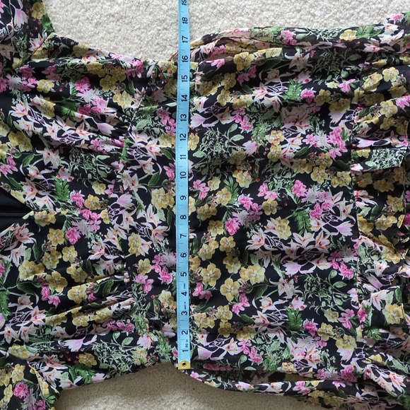 Taylor Dress - Picture 16 of 16